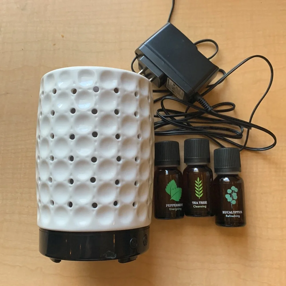 Essential oil diffuser - Picture 3 of 3